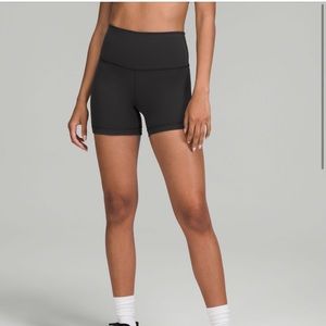 Lululemon Wunder Train High Rise 4” Short